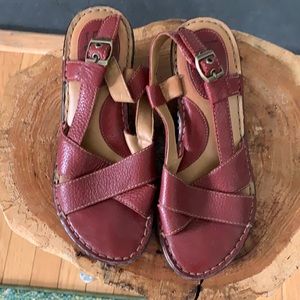 Boc sandals 2 1/2 heel